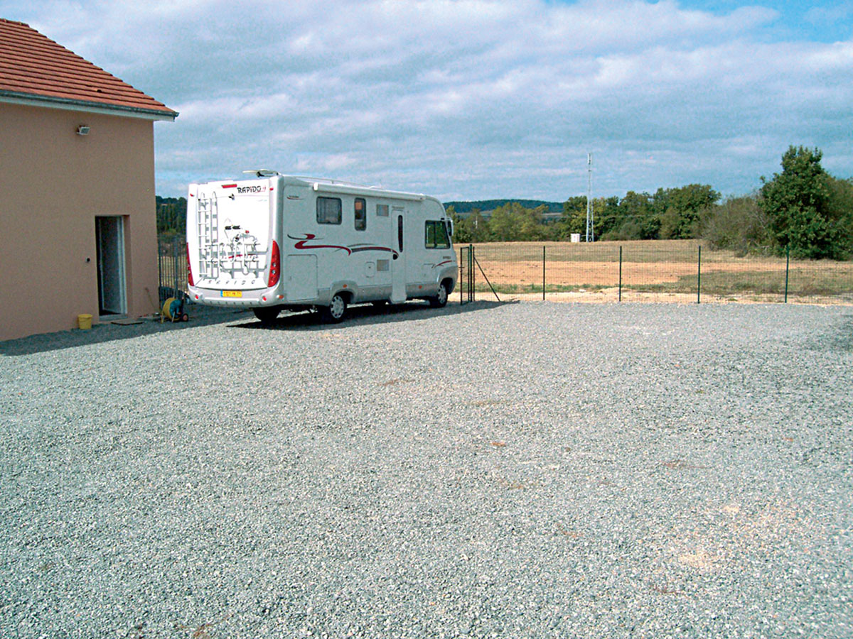 Aire camping-car à Toulon-sur-Arroux (71320) - Photo 1